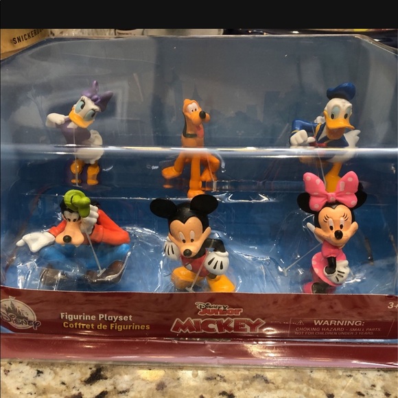 Mickey figurine set
